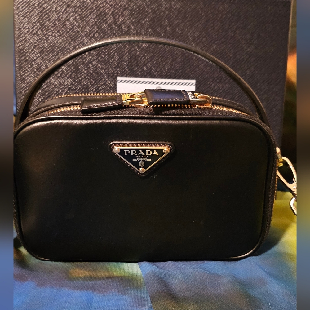 PRADA Odette Double-Zip Leather Top-Handle Bag - Picture 6 of 8